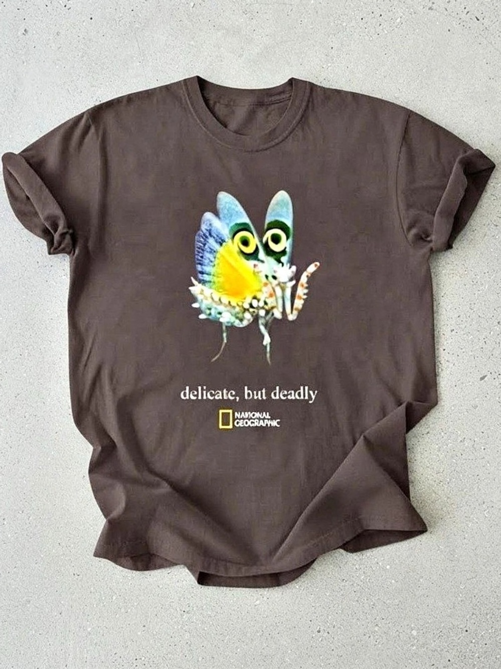 Flower Mantis Bug Insect Delicate Deadly Nature Gildan T-Shirt
